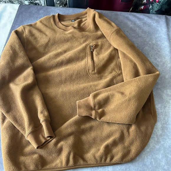 Uniqlo men’s pullover new without tag - Picture 4 of 7